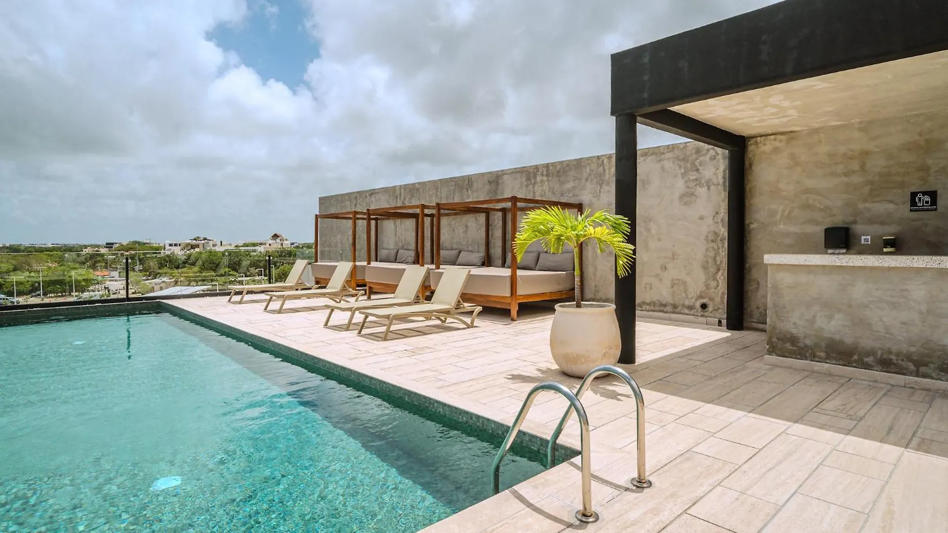 Stylish Studio Ph With Private Pool-Gym-Superstore Tulum Apartment